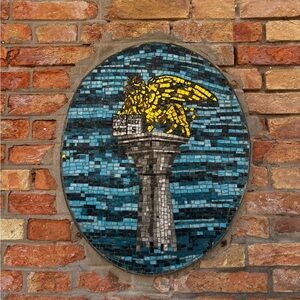 Meet your Posher, Minerva!